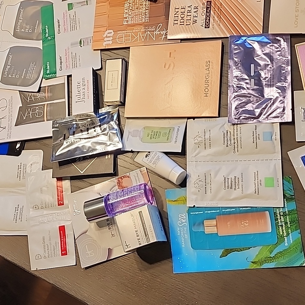 20+ Sephora samples set - Picture 6 of 10